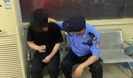 小伙爆料踩狗屎视频大全,小伙踩狗屎视频引发网友热议，盘点踩狗屎视频大全